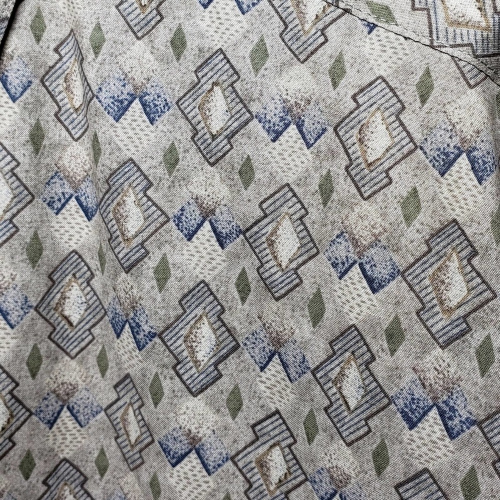 Vintage Button Down Shirt - Picture 5 of 5